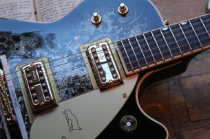 GRETSCH "G6134TG Limited Edition Paisley Penguin with String-Thru Bigsby®, Ebony Fingerboard, Black Paisley" ONLY 2 FOR SPAIN