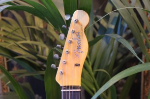 FENDER "Custom Shop Limited Edition 1960 Telecaster Journeyman Relic Natural Blonde" 3, 5 KG