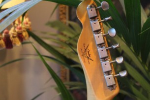 FENDER "Custom Shop Limited Edition 1960 Telecaster Journeyman Relic Natural Blonde" 3, 5 KG