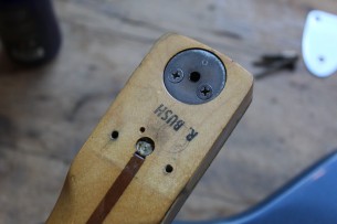 FENDER "Original of 1974 (534325) Left Handed Stratocaster in Ocean Torquoise" 4, 3 KG