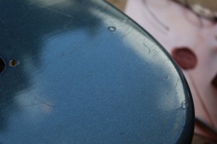 FENDER "Original of 1974 (534325) Left Handed Stratocaster in Ocean Torquoise" 4, 3 KG