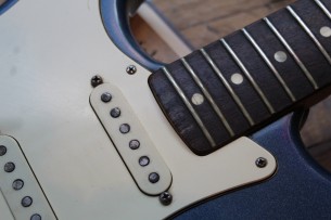 FENDER "Original of 1974 (534325) Left Handed Stratocaster in Ocean Torquoise" 4, 3 KG