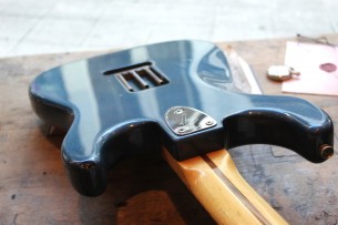 FENDER "Original of 1974 (534325) Left Handed Stratocaster in Ocean Torquoise" 4, 3 KG