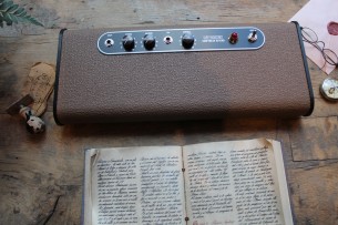 SURFY INDUSTRIES "Classic Reverb Unit"