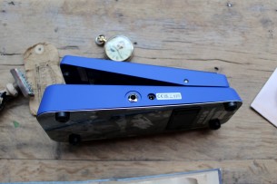 Dunlop "Akira Takasaki Signature Cry Baby Fuzz Wah" (AT95)