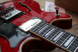 HAGSTROM "Alvar Wild Cherry Transparent! SOFTCASE, 3, 1 KG