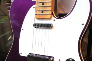 Fender "Custom Shop Limited Edition Reverse Tomatillo Telecaster Custom Journeyman, Faded Purple Metallic" HARDCASE, 3, 2 KG