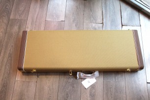 Fender "Custom Shop Limited Edition Reverse Tomatillo Telecaster Custom Journeyman, Faded Purple Metallic" HARDCASE, 3, 2 KG
