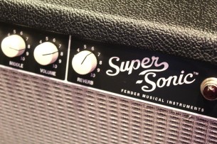 FENDER "Super Sonic 22 Head + Supersonic 60w 2 X 12 Black Stack"