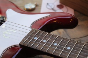 EPIPHONE "Coronet Cherry"