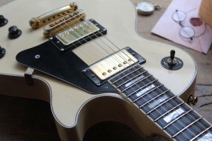 MAYBACH "Lester 72 Edel Weiss Custom Aged" HARDCASE, 3, 5 KG,