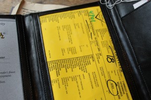 FENDER "Limited Custom Shop Master Desing Greg Fessler Stratocaster ´68 Journeyman Pink Paisley" HARDCASE