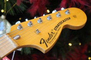 FENDER "Limited Custom Shop Master Desing Greg Fessler Stratocaster ´68 Journeyman Pink Paisley" HARDCASE