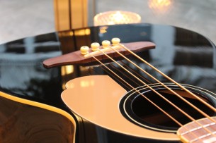 FENDER "Kingman Bass Black" (Excellent)