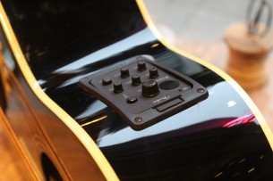 FENDER "Kingman Bass Black" (Excellent)