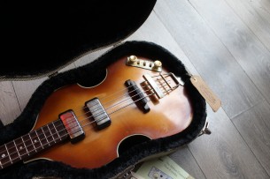 HOFNER "Violin Bass 61 Relic H500/1-61-Relic Sunburst with Hardcase, Papers, Strap, Sticker, Pickguard"