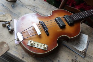 HOFNER "Violin Bass 61 Relic H500/1-61-Relic Sunburst with Hardcase, Papers, Strap, Sticker, Pickguard"