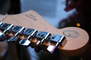 FENDER "Limited Edition Player Jazzmaster, Pacific Peach" 3, 8 KG
