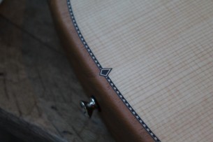 FENDER "Highway Series Parlor Spruce, Rosewood" DELUIXE GIGBAG, 2, 5 KG