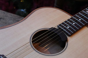 FENDER "Highway Series Parlor Spruce, Rosewood" DELUIXE GIGBAG, 2, 5 KG