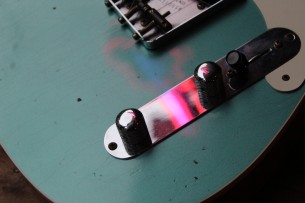 FENDER "Custom Shop P90 Mahogany Telecaster Journeyman Relic, Aged Teal Green Metallic" HARDCASE , PAPERS, 2, 95 KG