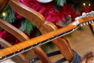 FENDER "Custom Shop P90 Mahogany Telecaster Journeyman Relic, Aged Teal Green Metallic" HARDCASE , PAPERS, 2, 95 KG