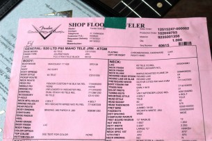 FENDER "Custom Shop P90 Mahogany Telecaster Journeyman Relic, Aged Teal Green Metallic" HARDCASE , PAPERS, 2, 95 KG