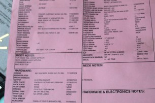 FENDER "Custom Shop P90 Mahogany Telecaster Journeyman Relic, Aged Teal Green Metallic" HARDCASE , PAPERS, 2, 95 KG