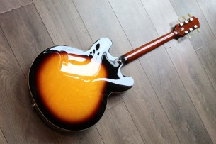 EPIPHONE "ES- 335 IG Vintage Sunburst"