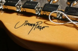 FENDER "Jimmy Page Mirror Telecaster" HARDCASE, PAPERS, 3, 38 KG