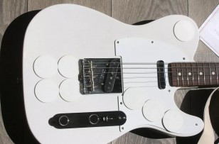 FENDER "Jimmy Page Mirror Telecaster" HARDCASE, PAPERS, 3, 38 KG