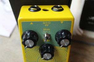 EARTHQUACKER DEVICES "Blumes, Low Signal Shredder"