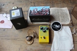 EARTHQUACKER DEVICES "Blumes, Low Signal Shredder"