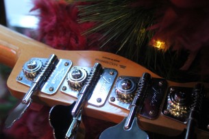 FENDER "Vintera® II '70s Telecaster® Bass, Surf Green , Maple" GIGBAG, 4, 25 KG