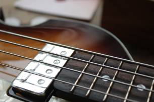 HOFNER "Violin Bass - Vintage ' 62" HARDCASE