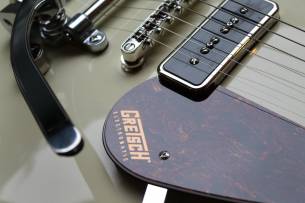 GRETSCH "G5210T-P90 Electromatic Jet™ Two 90 Single-Cut with Bigsby®, Laurel Fingerboard, Vintage White" 4, 00 KG