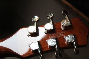 GRETSCH "G5210T-P90 Electromatic Jet™ Two 90 Single-Cut with Bigsby®, Laurel Fingerboard, Vintage White" 4, 00 KG