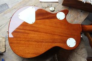 GRETSCH "G5210T-P90 Electromatic Jet™ Two 90 Single-Cut with Bigsby®, Laurel Fingerboard, Vintage White" 4, 00 KG