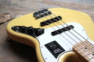 FENDER "Player Jazz Bass Buttercream" 4, 16 KG