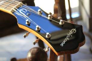 EPIPHONE "Casino Natural"
