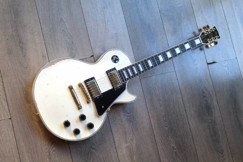 VEGARELICS "Les Paul Custom Vintage White" HARDCASE, 4, 00 KG
