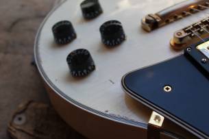 VEGARELICS "Les Paul Custom Vintage White" HARDCASE, 4, 00 KG