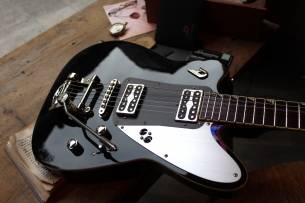 DUESENBERG "The Falken Radiator Tremola" SOFTCASE