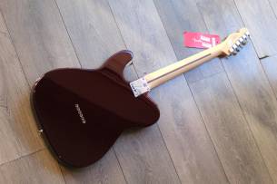 FENDER "Limited Edition Player Telecaster, Ebony Fingerboard, Oxblood" 3, 59 KG