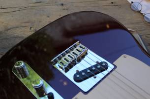 FENDER "Limited Edition Player Telecaster, Ebony Fingerboard, Oxblood" 3, 59 KG