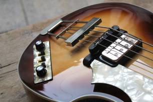 HOFNER "Violin Bass CT - Sunburst"