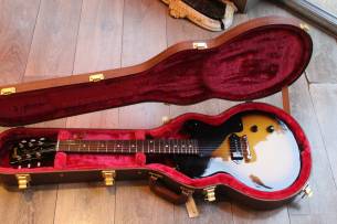 GIBSON "Les Paul Junior Vintage Tobacco Burst" HARDCASE, 3, 67 KG
