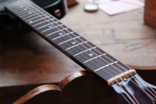 GIBSON "Les Paul Junior Vintage Tobacco Burst" HARDCASE, 3, 67 KG