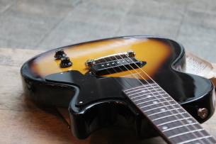 GIBSON "Les Paul Junior Vintage Tobacco Burst" HARDCASE, 3, 67 KG