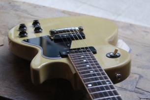 GIBSON "Custom Shop 70th Anniversary 1957 Les Paul Special Single Cut Reissue TV Yellow" HARDCASE, 3,56 KG